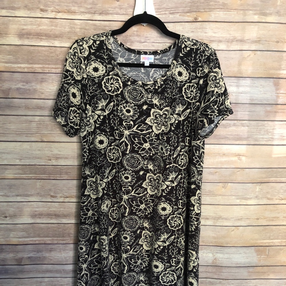 Carly dress